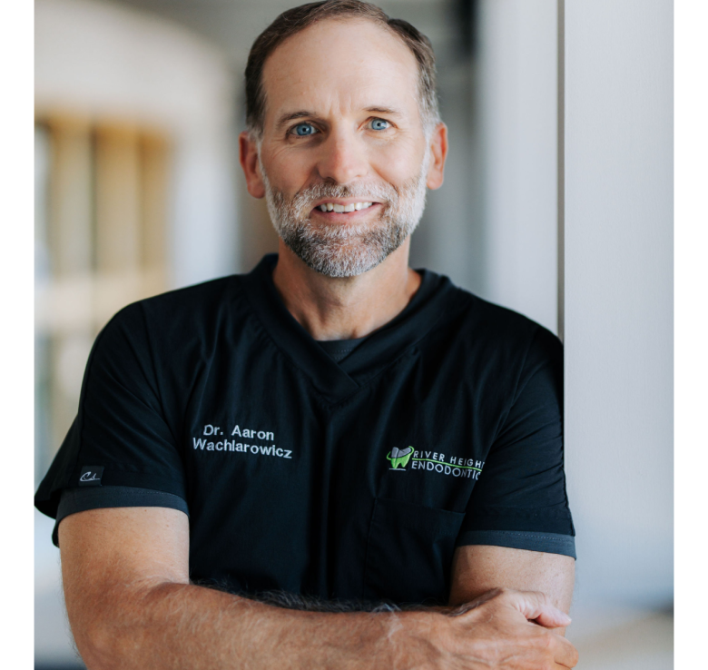 Dr. Aaron Wachlarowicz